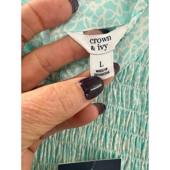 NWT Crown & Ivy Aqua Ditsy Smocked Dress Size L - Picture 3 of 6